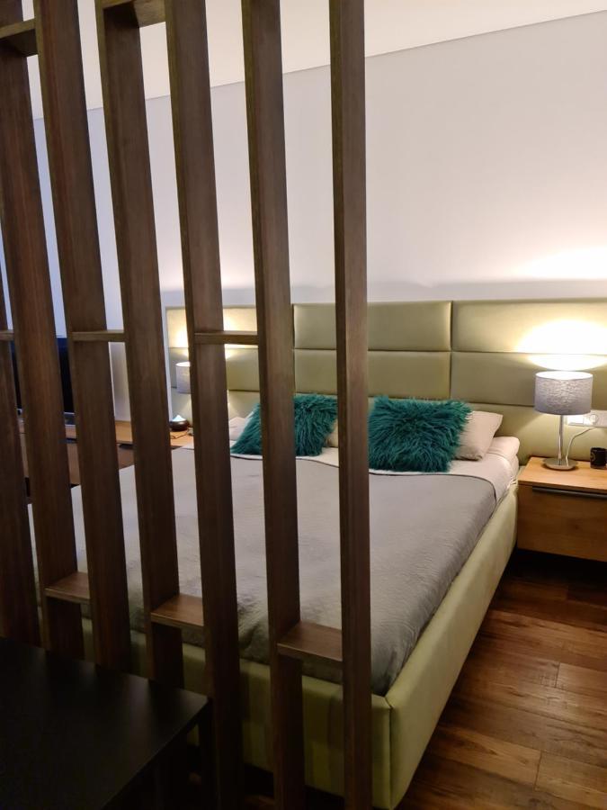 Mona Apartamentai Telsiai Bagian luar foto