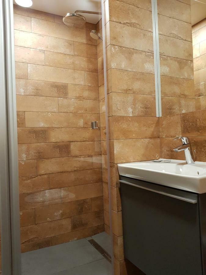 Mona Apartamentai Telsiai Bagian luar foto